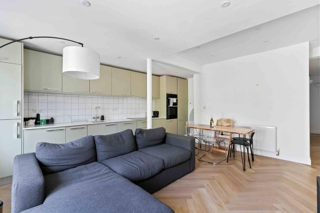 Modern 3 Bed Apartment In Tottenham Londyn Zewnętrze zdjęcie