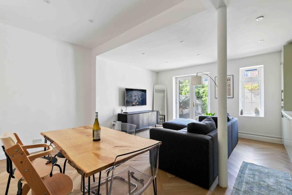 Modern 3 Bed Apartment In Tottenham Londyn Zewnętrze zdjęcie