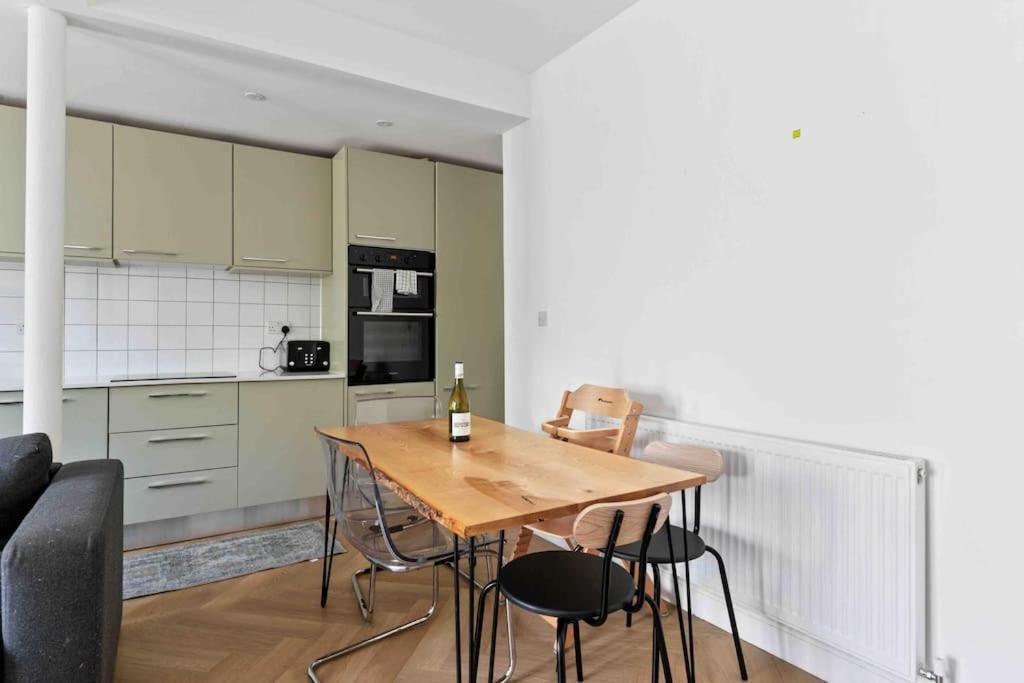 Modern 3 Bed Apartment In Tottenham Londyn Zewnętrze zdjęcie