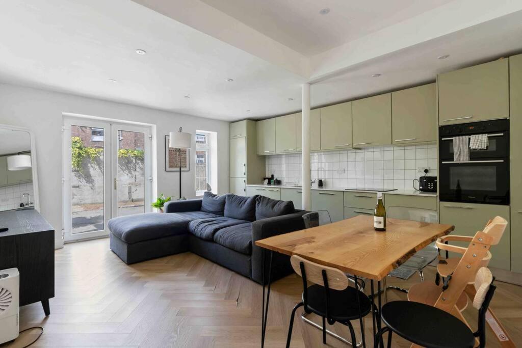 Modern 3 Bed Apartment In Tottenham Londyn Zewnętrze zdjęcie